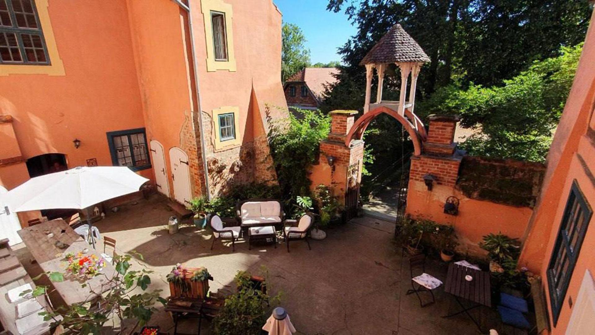 Wasserburg Turow Bed & Breakfast Glewitz Exterior photo