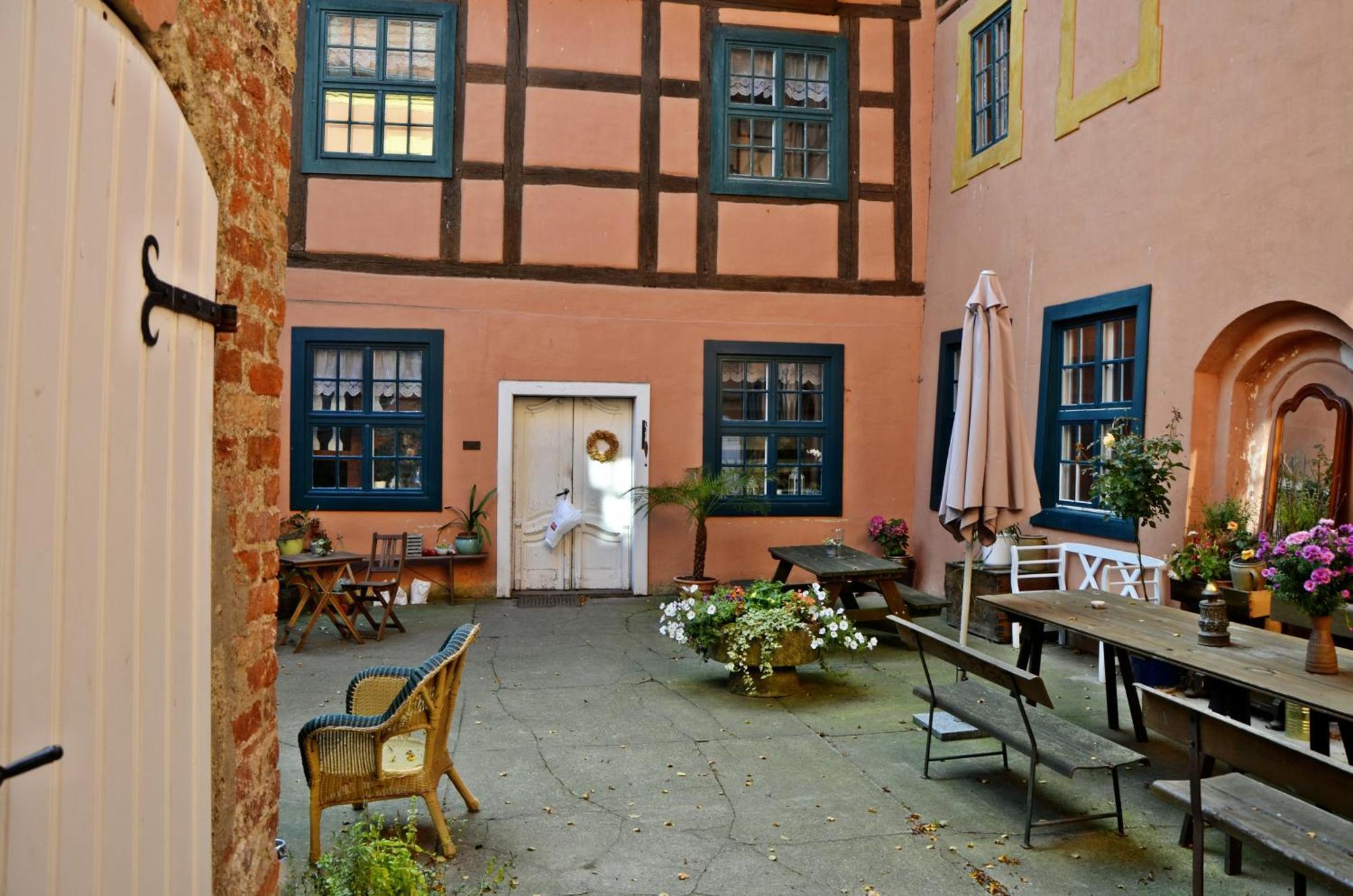 Wasserburg Turow Bed & Breakfast Glewitz Exterior photo