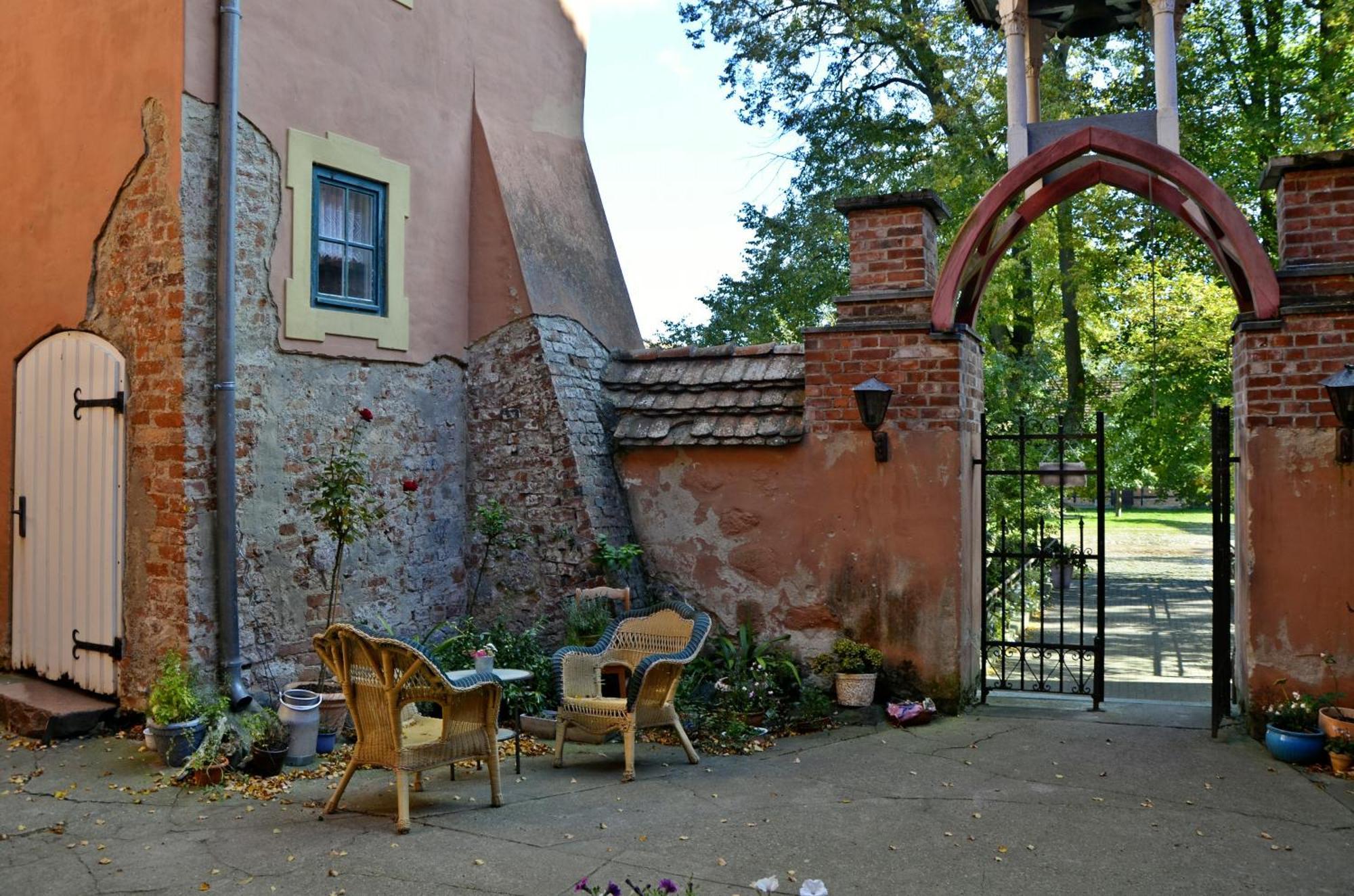 Wasserburg Turow Bed & Breakfast Glewitz Exterior photo